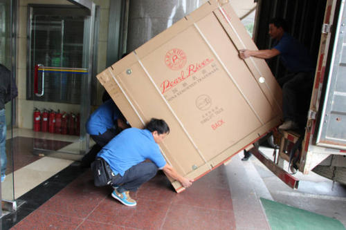 昭觉钢琴贵重工艺品无忧运